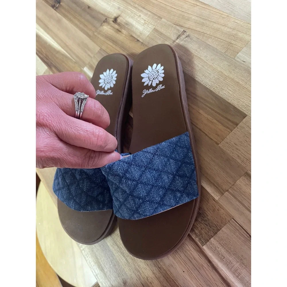 Yellow Box Fitzy Blue Quilted Denim Slide Sandals Womens Size 7M Flat Shoes new - Picture 11 of 11